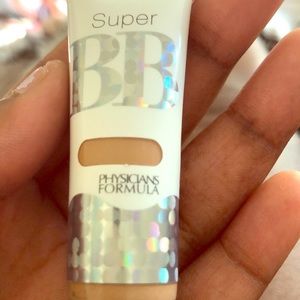 Light/ medium BB cream